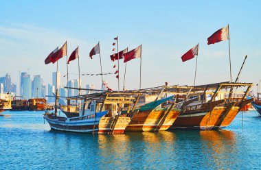 Dhows bayraklı Katar, Doha