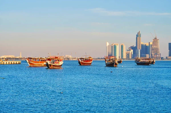 Golfo Pérsico en Doha, Qatar — Foto de Stock