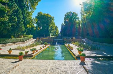 Prensin Bahçe, Mikail, Iran pınarlarına