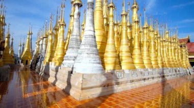 Inle Gölü, Myanmar Indein (Inn tein) köyünde tepe üzerinde yer alan Inn tein Buda resim Tapınak, altın stupas grubu.