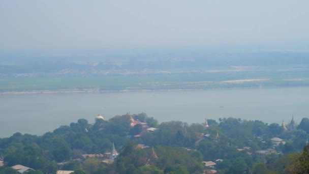 Vue Panoramique Depuis Sommet Colline Sagaing Sur Pente Verdoyante Avec — Video
