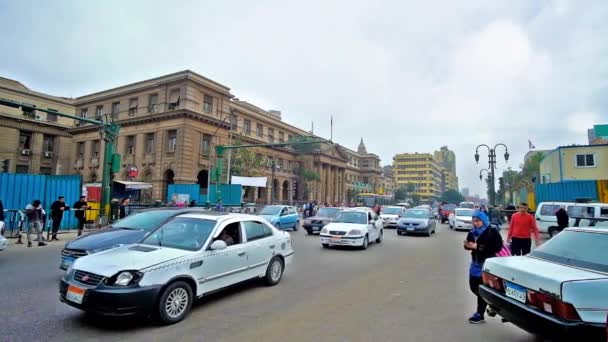 Cairo Egypt December 2017 Obstructed Traffic Busy Ramses Street Pedestrians — Stock Video