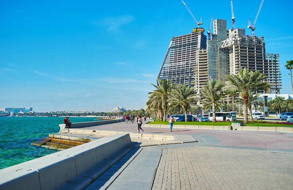 O passeio marítimo de West Bay, Doha, Qatar — Fotografia de Stock