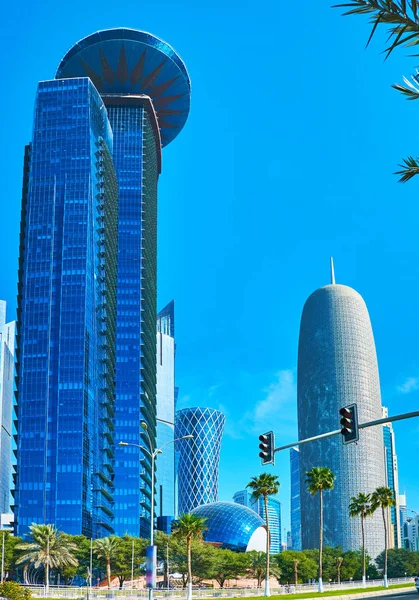 Építészet, a modern üzleti negyedében, Doha, Katar — Stock Fotó