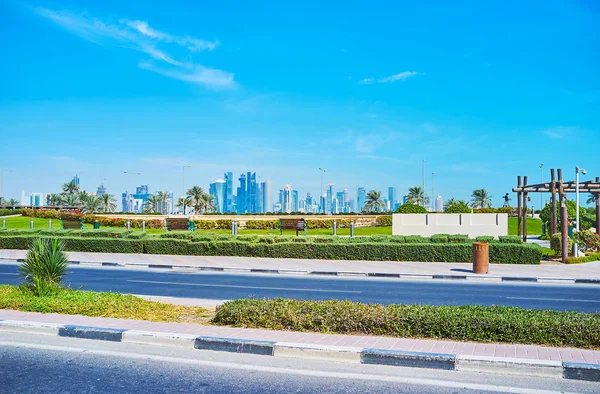 Park w starych Ad-Dauha, Katar — Zdjęcie stockowe