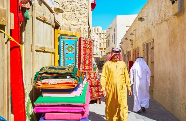 Rua do mercado em Doha, Qatar — Fotografia de Stock