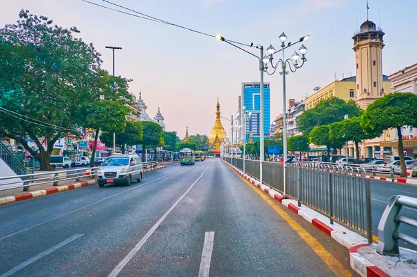 Mañana en Yangon, Myanmar — Foto de Stock