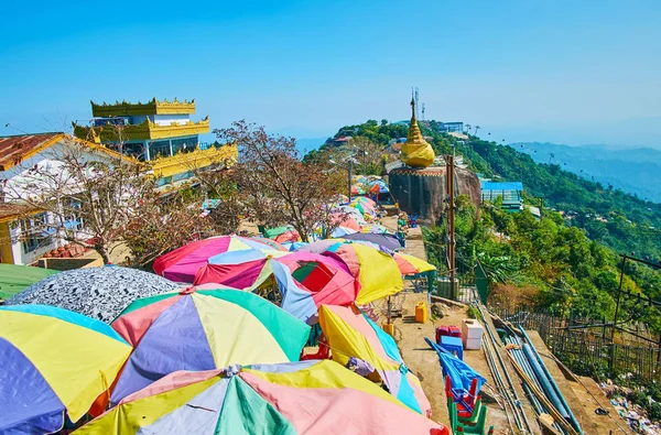 The slope of Kyaiktiyo Mount, Myanmar — Stock Photo, Image