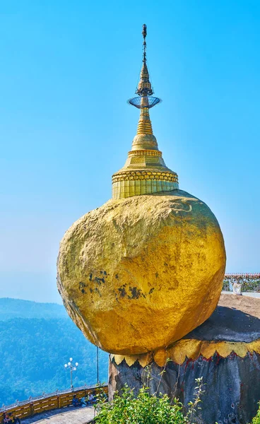 Kyite Htee Yoe Pagoda, Myanmar — Stock Photo, Image