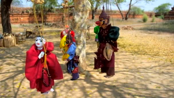 Gyönyörű Bábok Festett Textil Papír Mache Hagyományos Ajándéktárgyakat Bagan Értékesítik — Stock videók