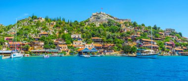 Kekova koyu, Türkiye'de eski yerleşim yerleri ziyaret edin
