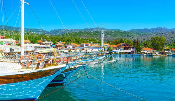 O passeio de iate em Kekova, Turquia — Fotografia de Stock