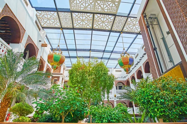 Jardín en el salón del Mercado del Oro, Doha, Qatar —  Fotos de Stock
