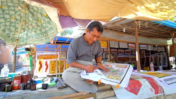 Bagan Mianmar Fevereiro 2018 Artista Sorridente Está Pintando Elefante Folha — Vídeo de Stock