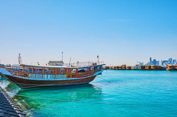 The wooden tourist boats, Doha, Qatar — Stock Photo, Image