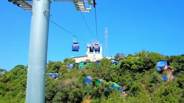 Kyaiktiyo 2018年2月16日 第一个在国家缆车是著名地标和旅游吸引力 修造在 Yathetaung 和金黄岩石朝圣地点之间 在2月16日在 Kyaiktiyo — 图库视频影像