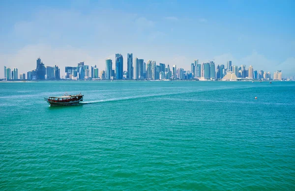 Bootsfahrten in der Umgebung von Doha, Katar — Stockfoto