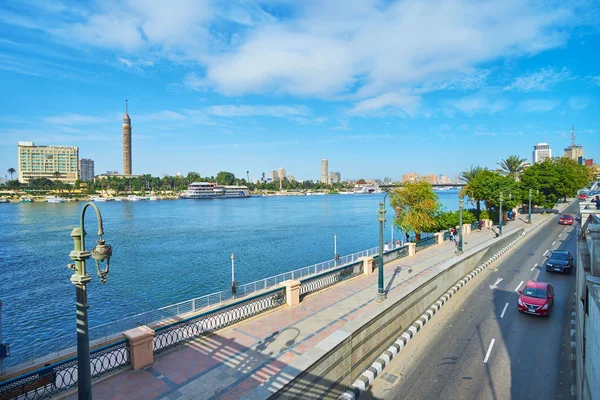 Dijk van de rivier Nijl, Caïro, Egypte — Stockfoto