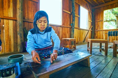 Tekstil Atölyesi esnaf, Inle Lake, Myanmar 