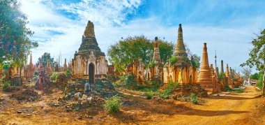 Nyaung Ohak sitesinde, Inle Gölü, Myanmar stupas Panoraması