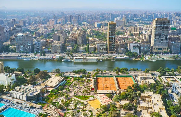 De skyline van Giza, Cairo, Egypte — Stockfoto