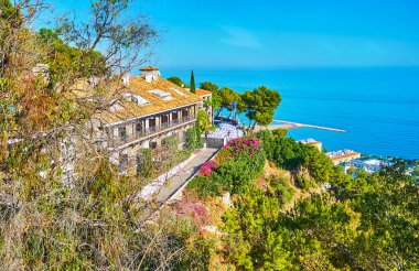 Malaga tepelerindeki lüks otel, İspanya