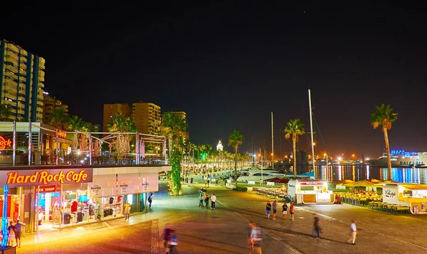 Noche en el puerto de Málaga, España — Foto de Stock