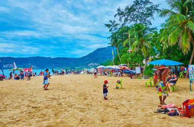 Popüler Patong plaj beldesi, Phuket, Tayland