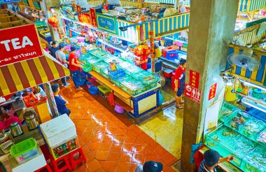 Banzaan Fresh Market 'in balık köşkü Patong, Phuket, Tayland