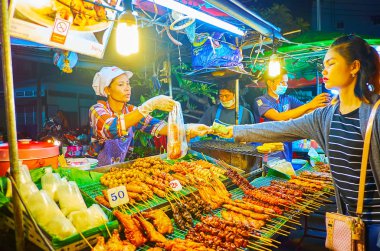 Banzaan Fresh Market 'te ızgara yiyecekler, Patong, Phuket, Tayland