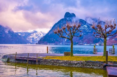 İnanılmaz bir akşam Alp manzarası, Traunkirchen, Avusturya