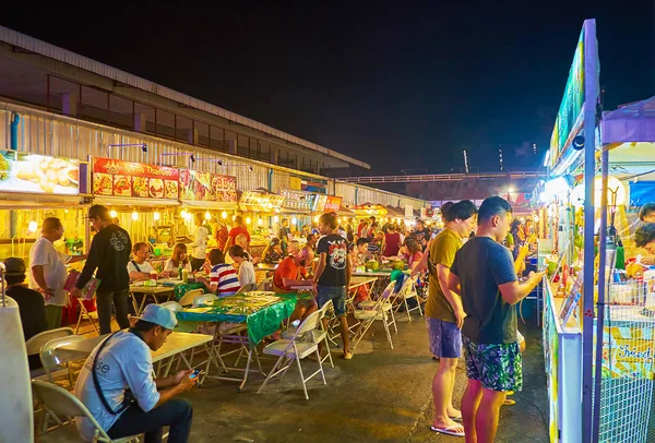 Il mercato di Bangla, Patong, Phuket, Thailandia — Foto Stock