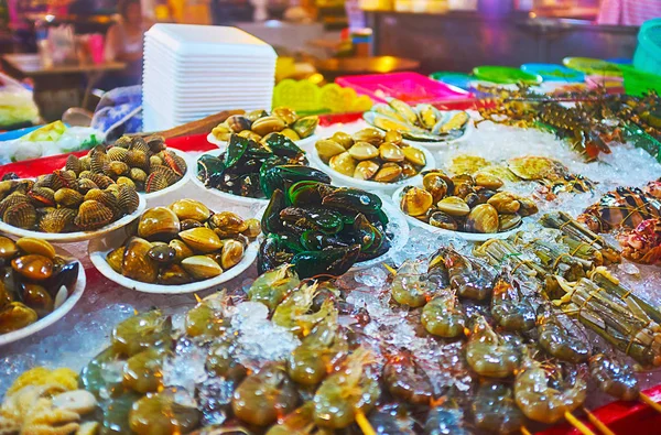 Tayland deniz ürünlerinin, Bangla pazarının, Patong plajının, Phuket 'in, Tayland' ın tadını çıkarın.