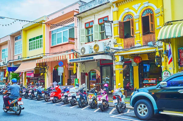 Bike parking in Old Town of Phuket, Thailand — Stock Photo, Image