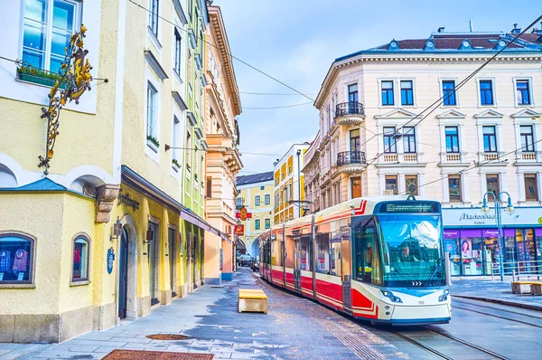 Die Straßenbahn in Gmunden, Österreich — Stockfoto