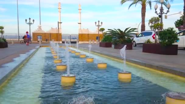 Cadiz Spanien September 2019 Die Brunnen Auf Dem Platz Von — Stockvideo