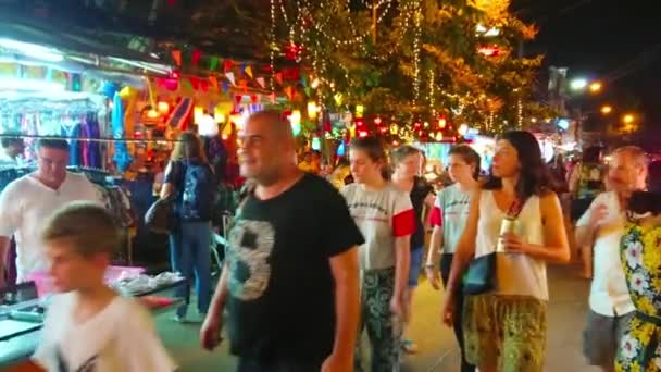 Bangkok Thailand Abril 2019 Beco Lotado Mercado Noturno Khao San — Vídeo de Stock