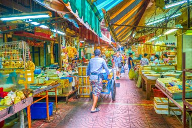 Bangkok 'un Çin Mahallesi' ndeki ünlü gıda pazarı. Tayland