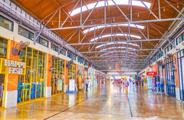Bangkok, Tayland 'daki modern alışveriş merkezi.