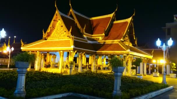 Bangkok Thailand Maj 2019 Kvällsbelysning Royal Pavilion Mahajetsadabadin Park Wat — Stockvideo