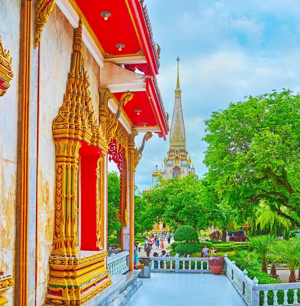 Szczegóły dotyczące wnętrza świątyni, Wat Chalong, Chalong, Phuket, Thaila — Zdjęcie stockowe