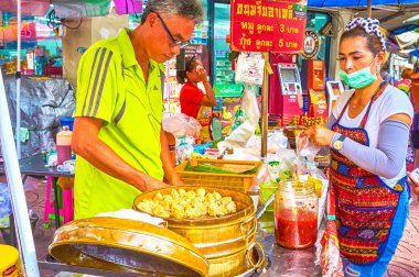 Bangkok, Tayland 'daki Jiaozi yemek arabası.
