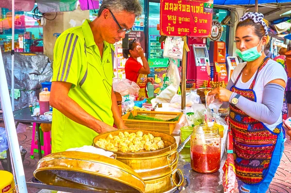 Їдальня Jiaozi у китайському містечку Бангкок (Таїланд). — стокове фото