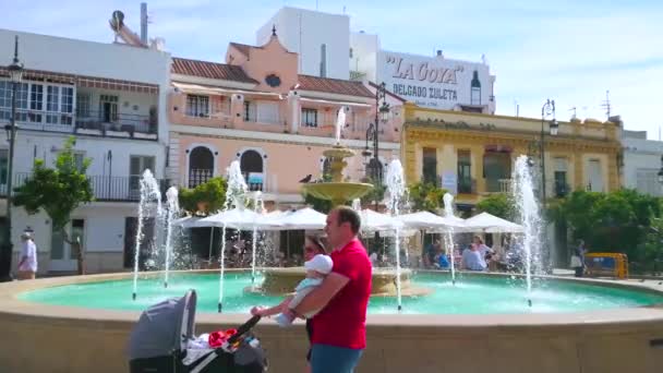 Санлукар Іспанія Вересня 2019 Року Люди Йдуть Площі Плаза Дель — стокове відео