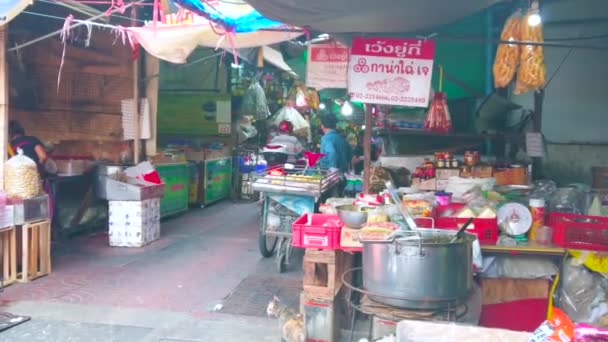 Bangkok Thailand April 2019 Smalle Straat Van Sampheng Markt Van — Stockvideo