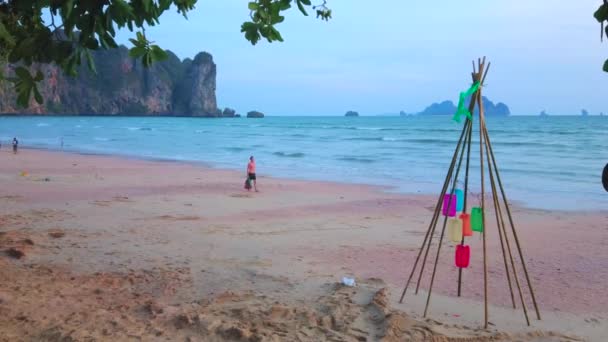 Nang Thailand April 2019 Wandeling Langs Kust Van Andaman Zee — Stockvideo