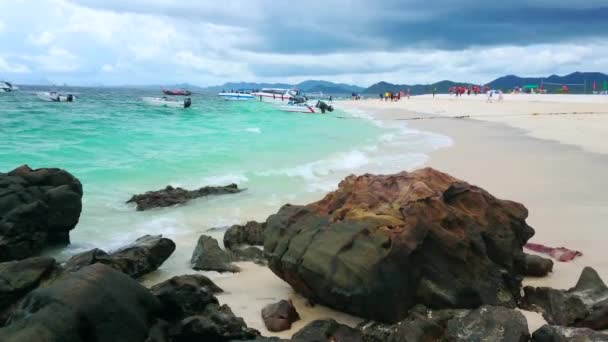 Phuket Thailand May 2019 Amazing White Sand Beach Khai Nai — 비디오