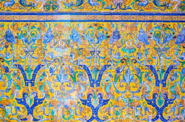 İspanya, Sevilla 'daki Alcazar Sarayı' ndaki Endülüs fayansları