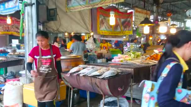 Бангкок Таиланд Мая 2019 Года Открытые Ларьки Рынка Талад Сафан — стоковое видео
