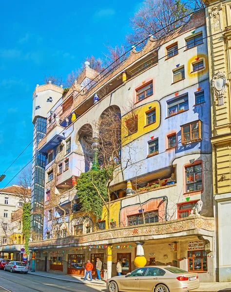 Die fassade des hundertwasserhauses, wien, Österreich — Stockfoto